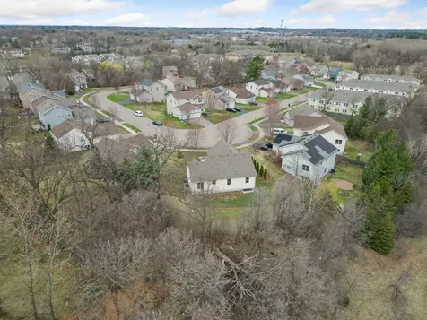 4843 Hamlet Avenue N Oakdale MN 55128