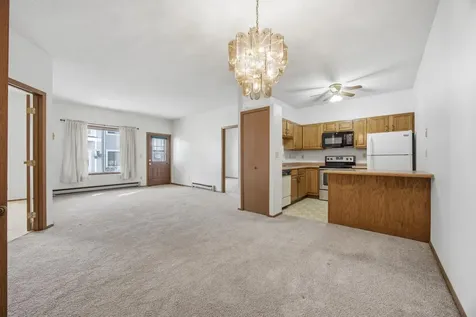 3317 15th Avenue S Fargo ND 58103