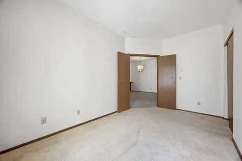 3317 15th Avenue S Fargo ND 58103
