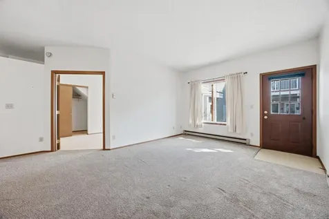 3317 15th Avenue S Fargo ND 58103