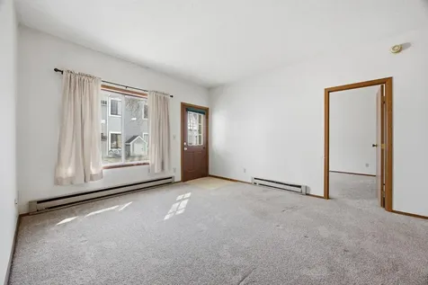 3317 15th Avenue S Fargo ND 58103