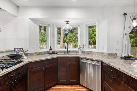 8994 Preserve Boulevard Eden Prairie MN 55347