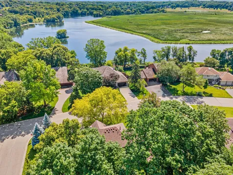 8994 Preserve Boulevard Eden Prairie MN 55347