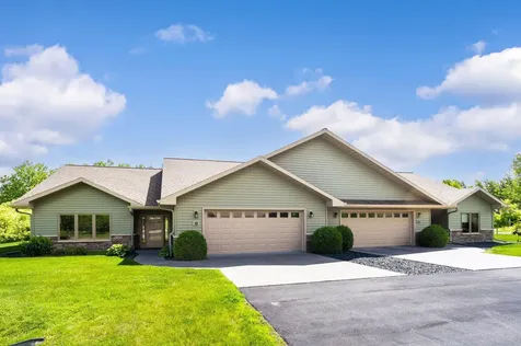 18 Amber Lane Esko MN 55733
