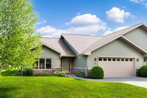 18 Amber Lane Esko MN 55733