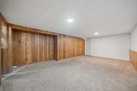1115 10th Street SW Faribault MN 55021