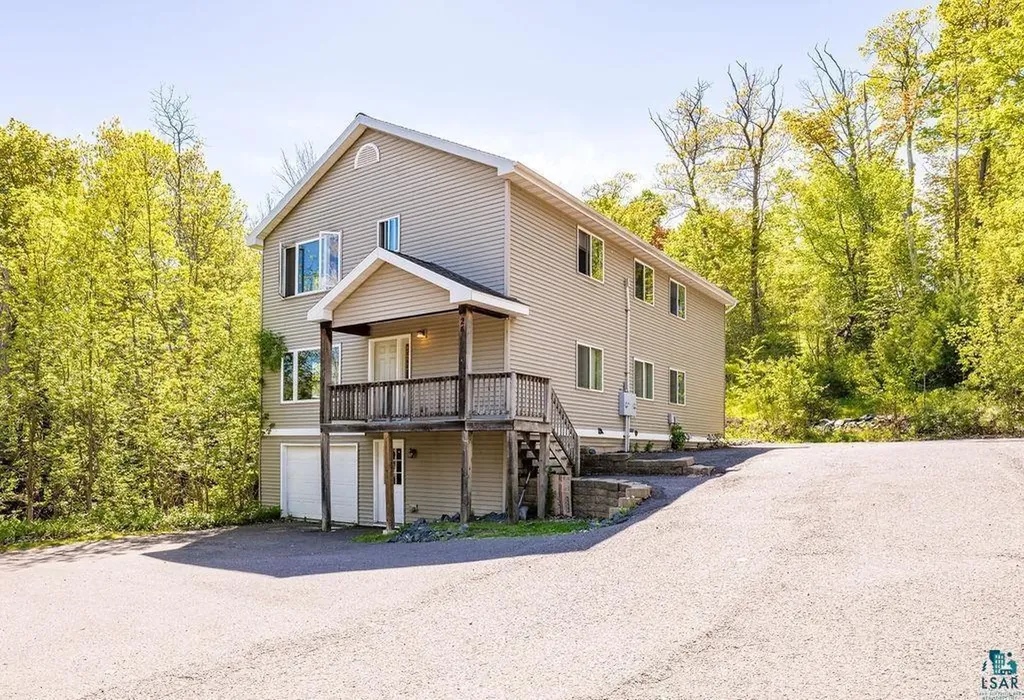 2417 Vermilion Road Duluth MN 55803