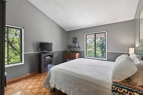 14308 Fairway Drive Eden Prairie MN 55344