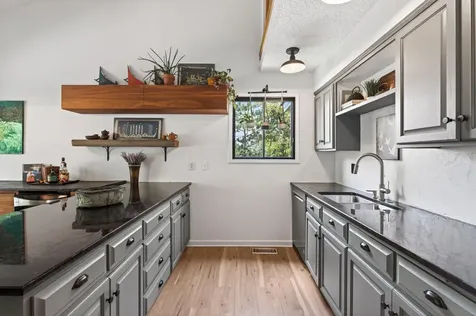 14308 Fairway Drive Eden Prairie MN 55344
