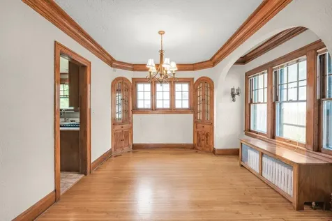 2657 Zenith Avenue N Robbinsdale MN 55422