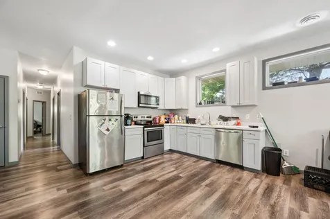 211 Belvidere Street E Saint Paul MN 55107