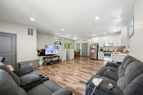 211 Belvidere Street E Saint Paul MN 55107