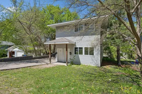 211 Belvidere Street E Saint Paul MN 55107