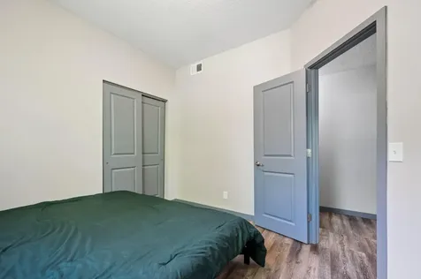 211 Belvidere Street E Saint Paul MN 55107