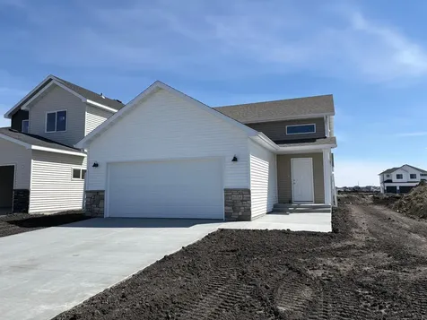 6734 Belding Drive S Fargo ND 58104