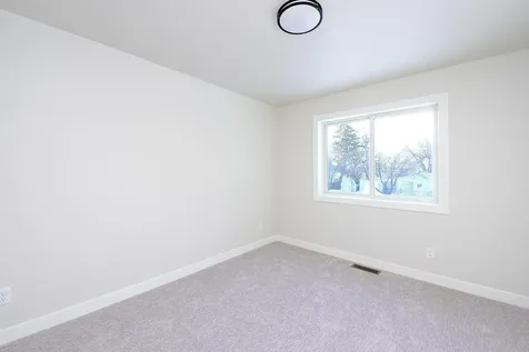 323 3rd Street Mapleton ND 58059