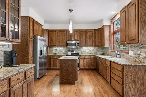 4299 Westchester Circle Eagan MN 55123