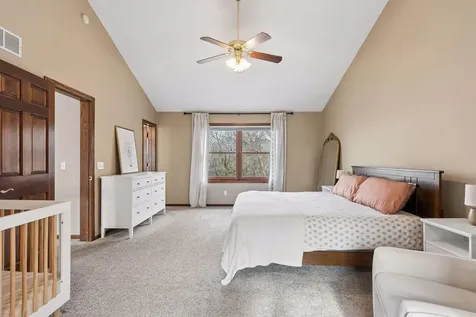 4299 Westchester Circle Eagan MN 55123