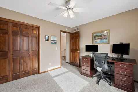 4299 Westchester Circle Eagan MN 55123