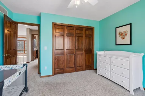4299 Westchester Circle Eagan MN 55123