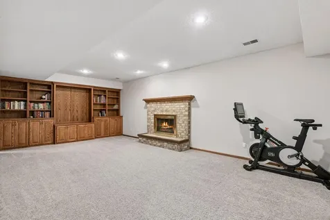 4299 Westchester Circle Eagan MN 55123