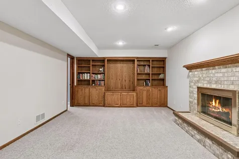 4299 Westchester Circle Eagan MN 55123