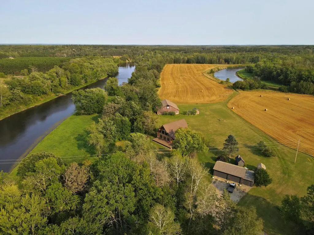 26411 Old Bridge Road Grand Rapids MN 55744