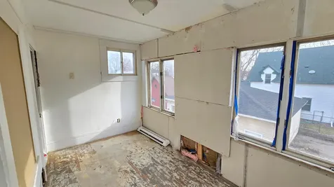 1444 Edgerton Street Saint Paul MN 55130
