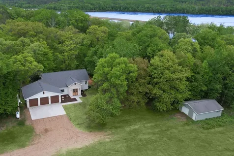 20482 Lord Road Merrifield MN 56465