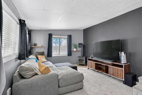 1700 Howard Street N Maplewood MN 55109