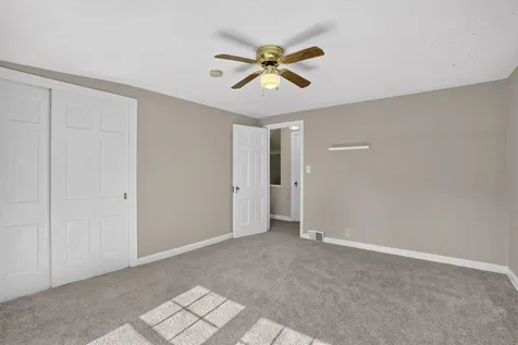 1700 Howard Street N Maplewood MN 55109