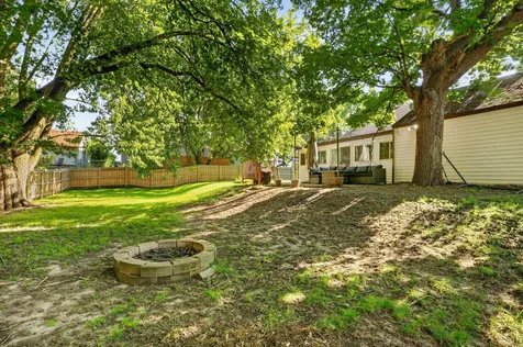 1700 Howard Street N Maplewood MN 55109