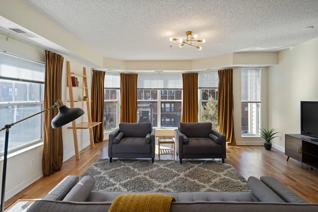 1805 3rd Avenue S Minneapolis MN 55404