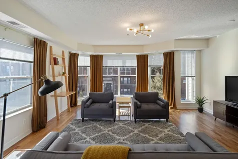 1805 3rd Avenue S Minneapolis MN 55404