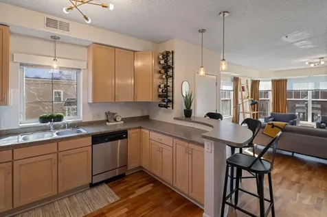 1805 3rd Avenue S Minneapolis MN 55404