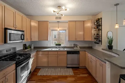 1805 3rd Avenue S Minneapolis MN 55404