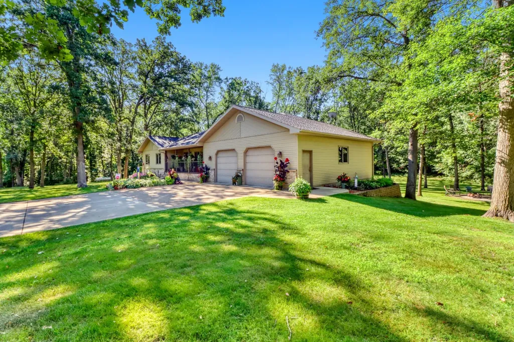 37895 SW Height Of Land Drive Rochert MN 56578