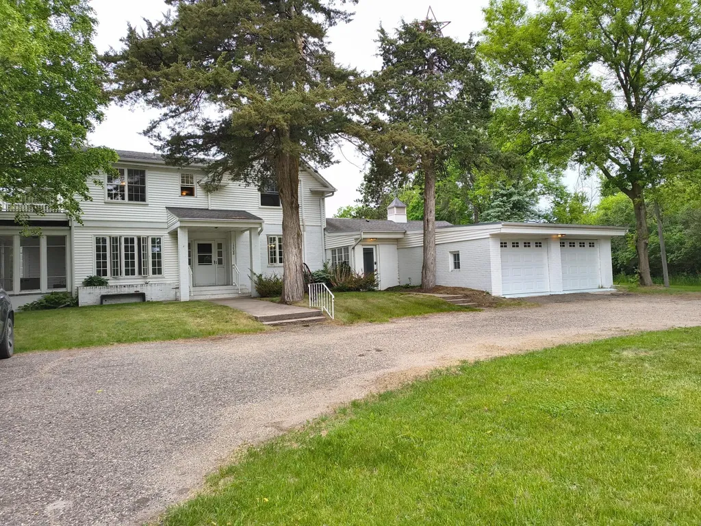 15808 County Road 49 Cold Spring MN 56320