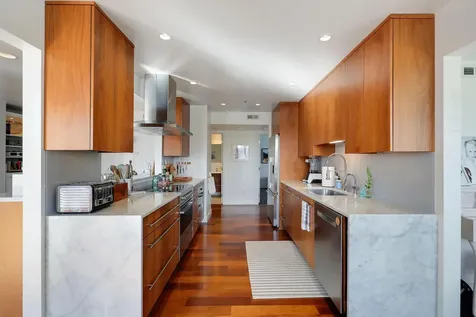 48 Groveland Terrace Minneapolis MN 55403