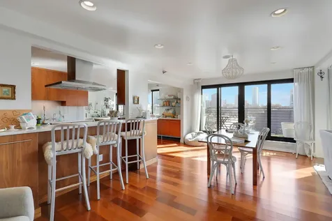 48 Groveland Terrace Minneapolis MN 55403