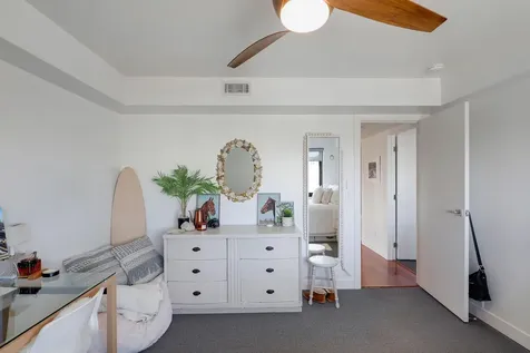 48 Groveland Terrace Minneapolis MN 55403