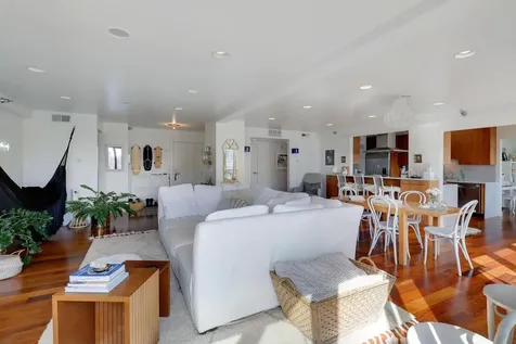 48 Groveland Terrace Minneapolis MN 55403