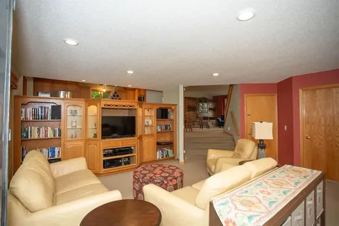 601 Sterling Street S Maplewood MN 55119