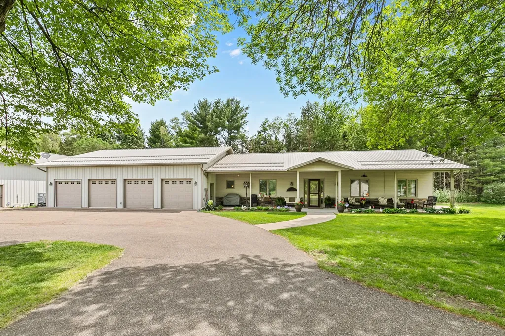 3175 256th Avenue NW Isanti MN 55040