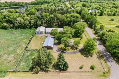 3175 256th Avenue NW Isanti MN 55040