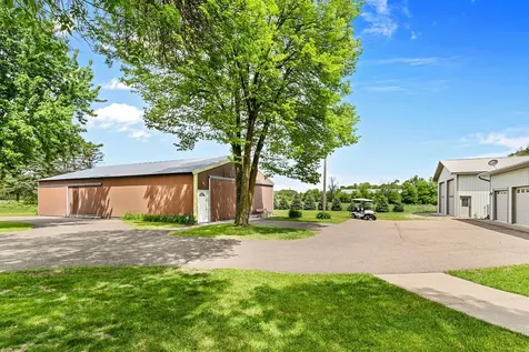 3175 256th Avenue NW Isanti MN 55040