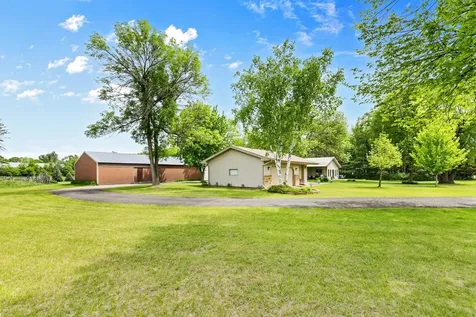 3175 256th Avenue NW Isanti MN 55040