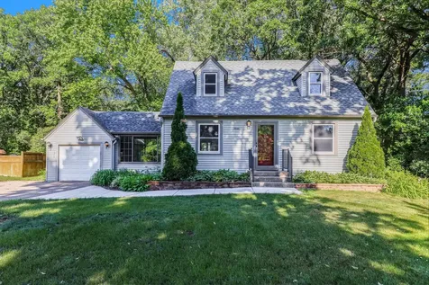 7866 Eastwood Road Mounds View MN 55112
