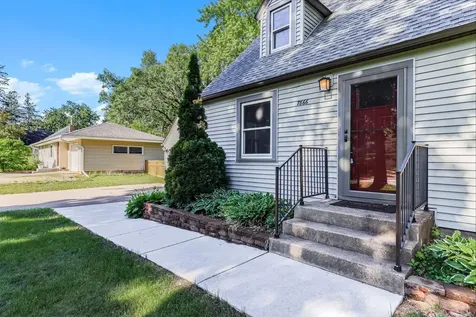 7866 Eastwood Road Mounds View MN 55112