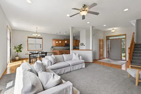604 Evergreen Avenue SE New Prague MN 56071